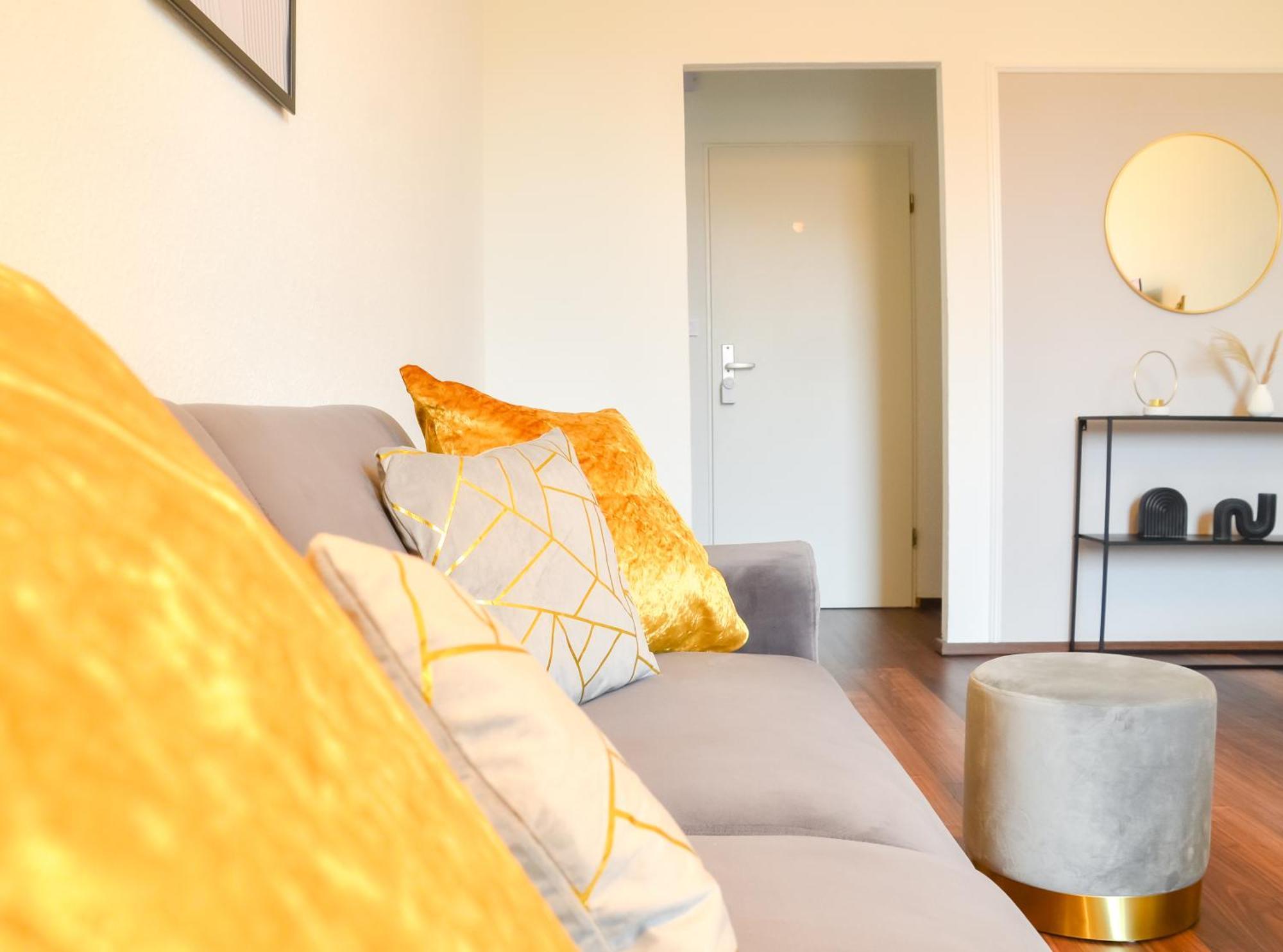 Milpau Buer 3 - Modernes Und Zentrales Premium-Apartment Mit Queensize-Bett, Netflix, Nespresso Und Smart-Tv Γκελσενκίρτσεν Εξωτερικό φωτογραφία